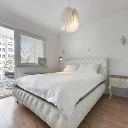 Amazing In Downtown Apartment *